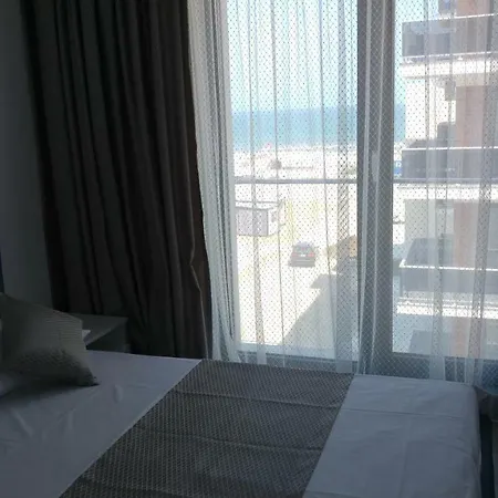 Victoria Sea Mamaia *